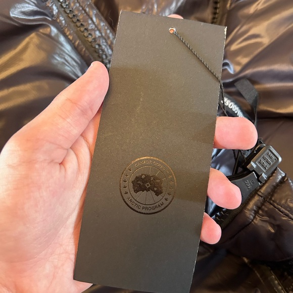 Canada Goose jacket - Picture 6 of 7